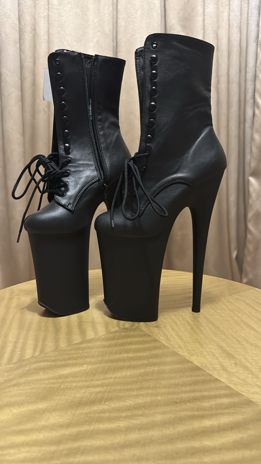 Pleaser Xtreme-1020 in Black – Pleaser Shoes