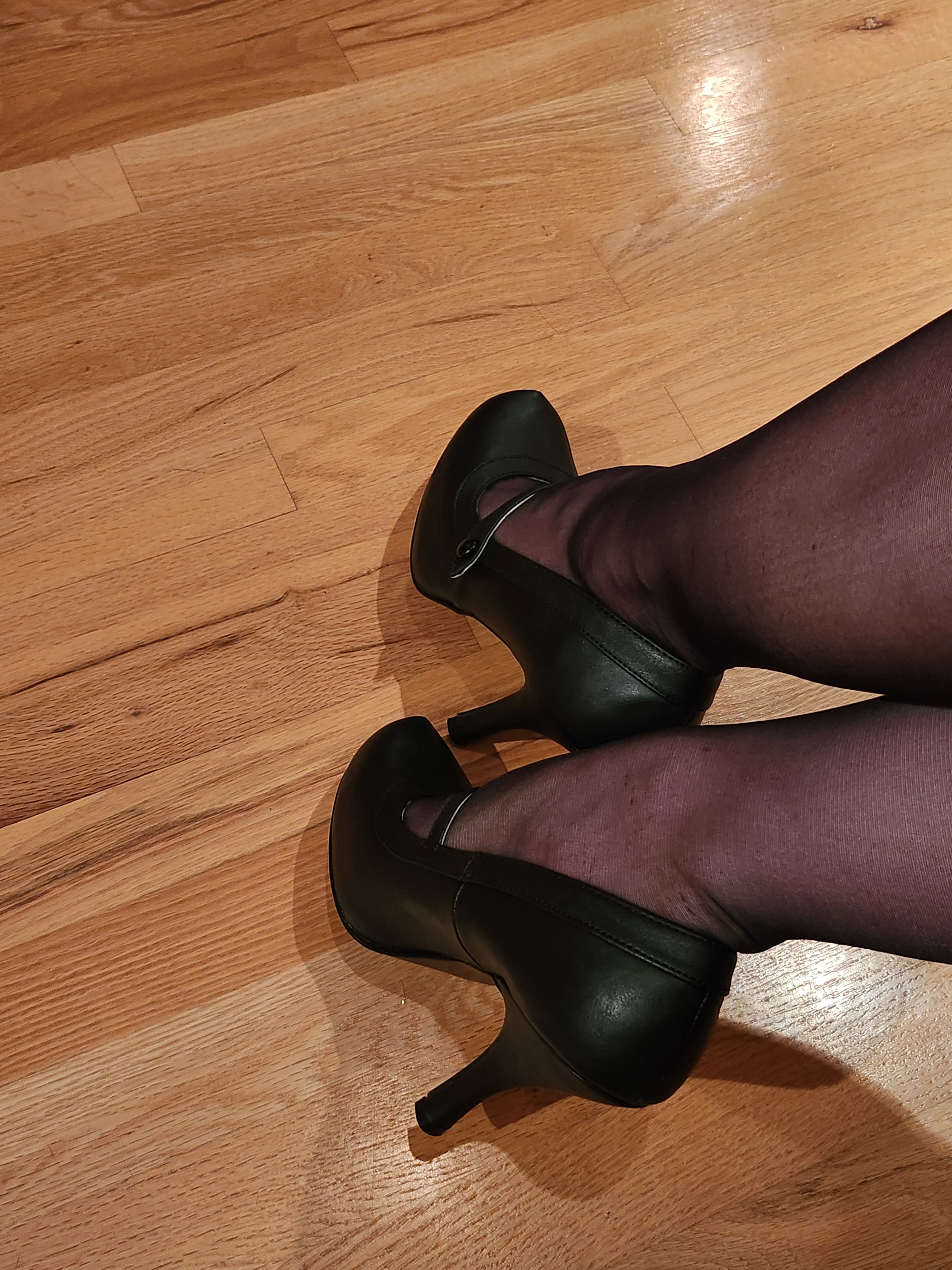 Pinup Couture Cutiepie-02 in Black Vegan Leather – Pleaser Shoes