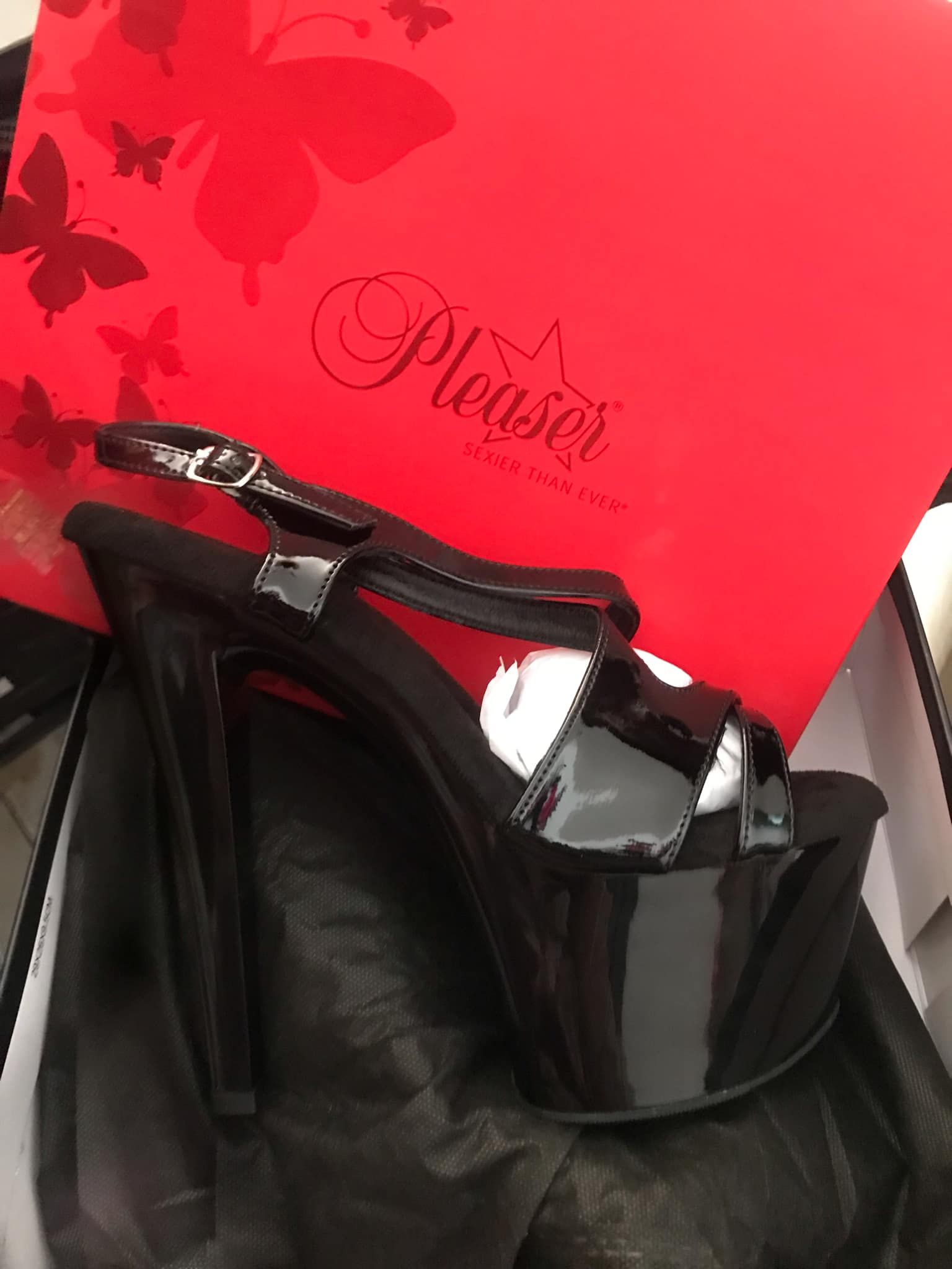 heve シアーサテンガウチョPT ブラック36 The Row | Signum black sandals | Savannahs