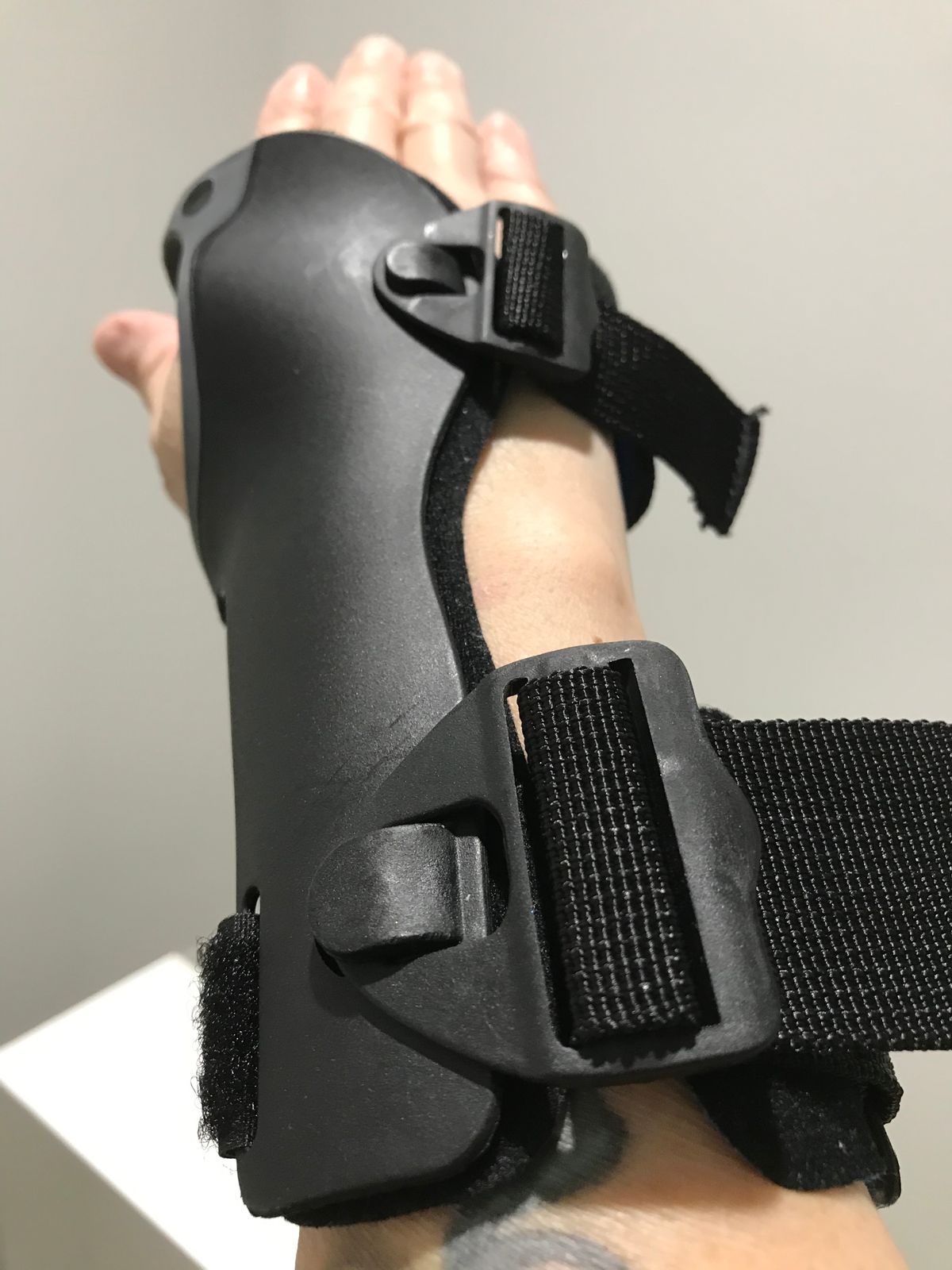 Össur Exoform® Carpal Tunnel Wrist Brace Support Brace Australia