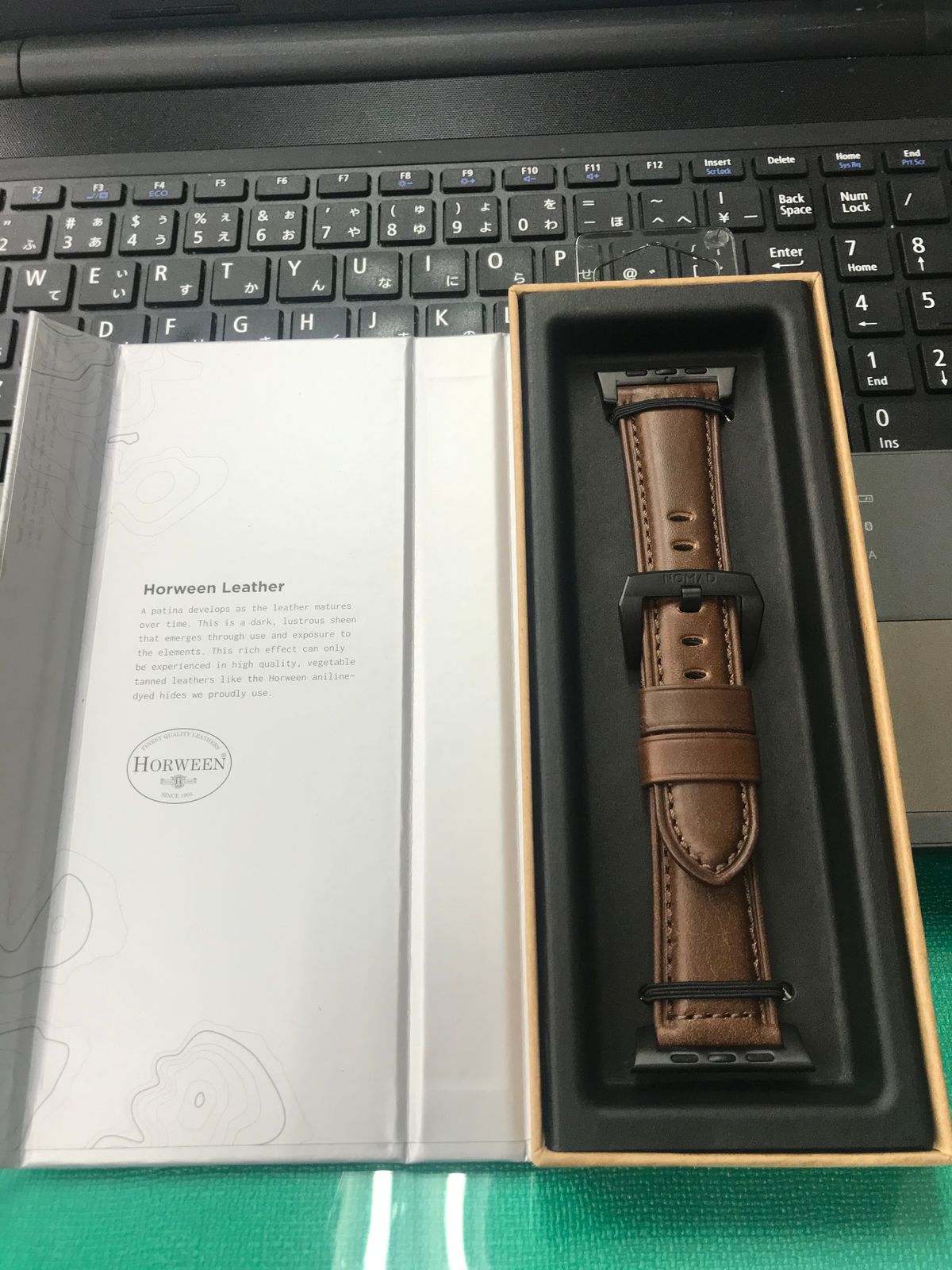 Apple Watch Brown Leather Band, Traditional + Black Hardware NOMAD®