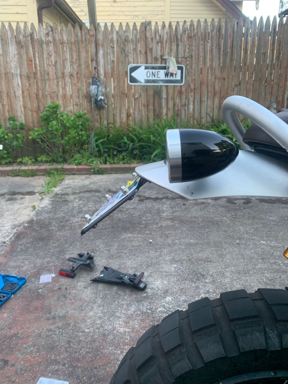 Kit Support Plaque Arrière Pour Triumph Scrambler 1200 (2019-2024) - Aluminium Noir