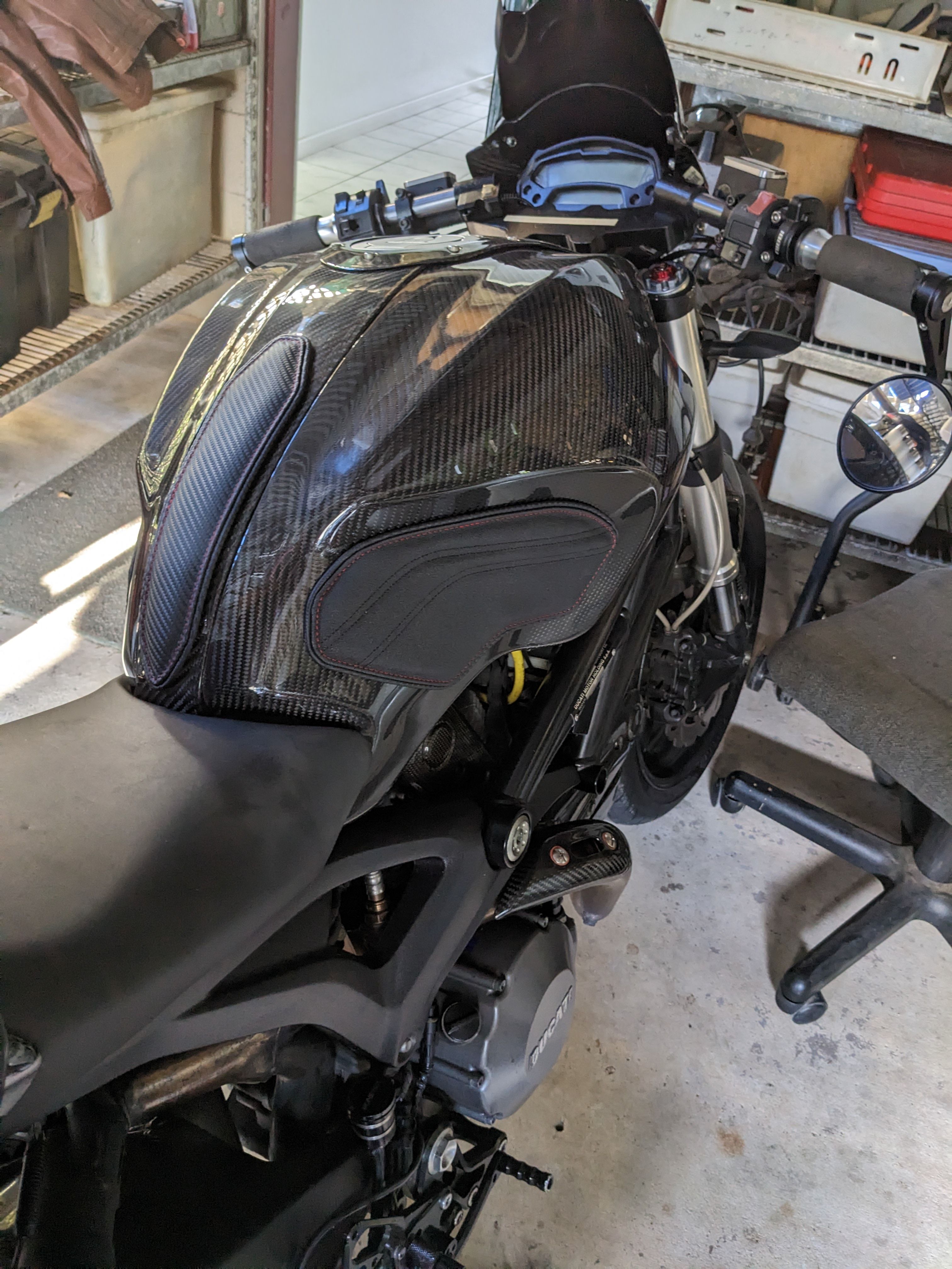 DUCATI モンスター696.796.1100.1100evo用カスタムシート DUCATI モンスター / Monster サージェントシート - P&A