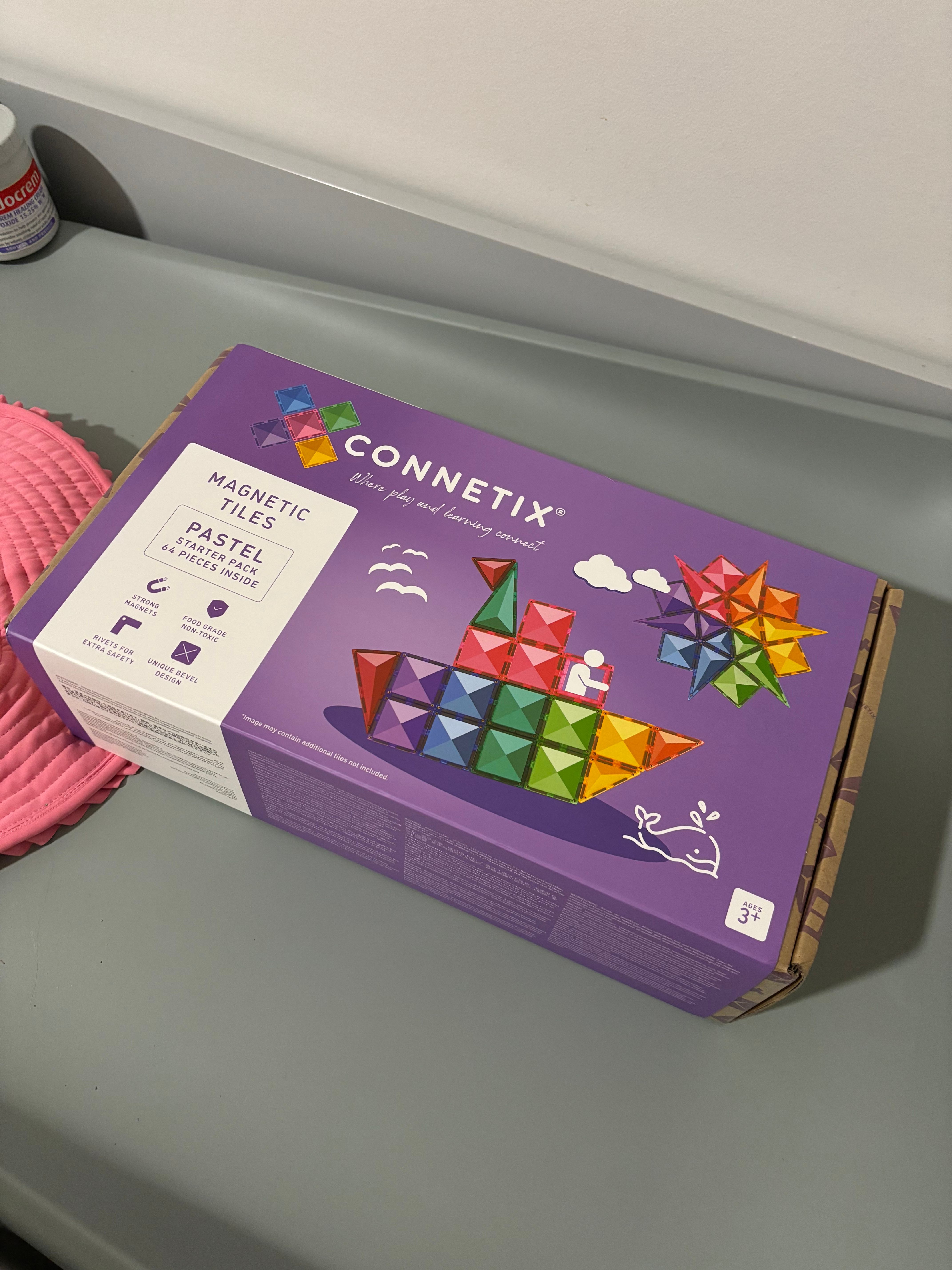 知育玩具 CONNETIX MAGNETIC TILES Amazon.com: Connetix Magnetic Tiles Roads Ramps
