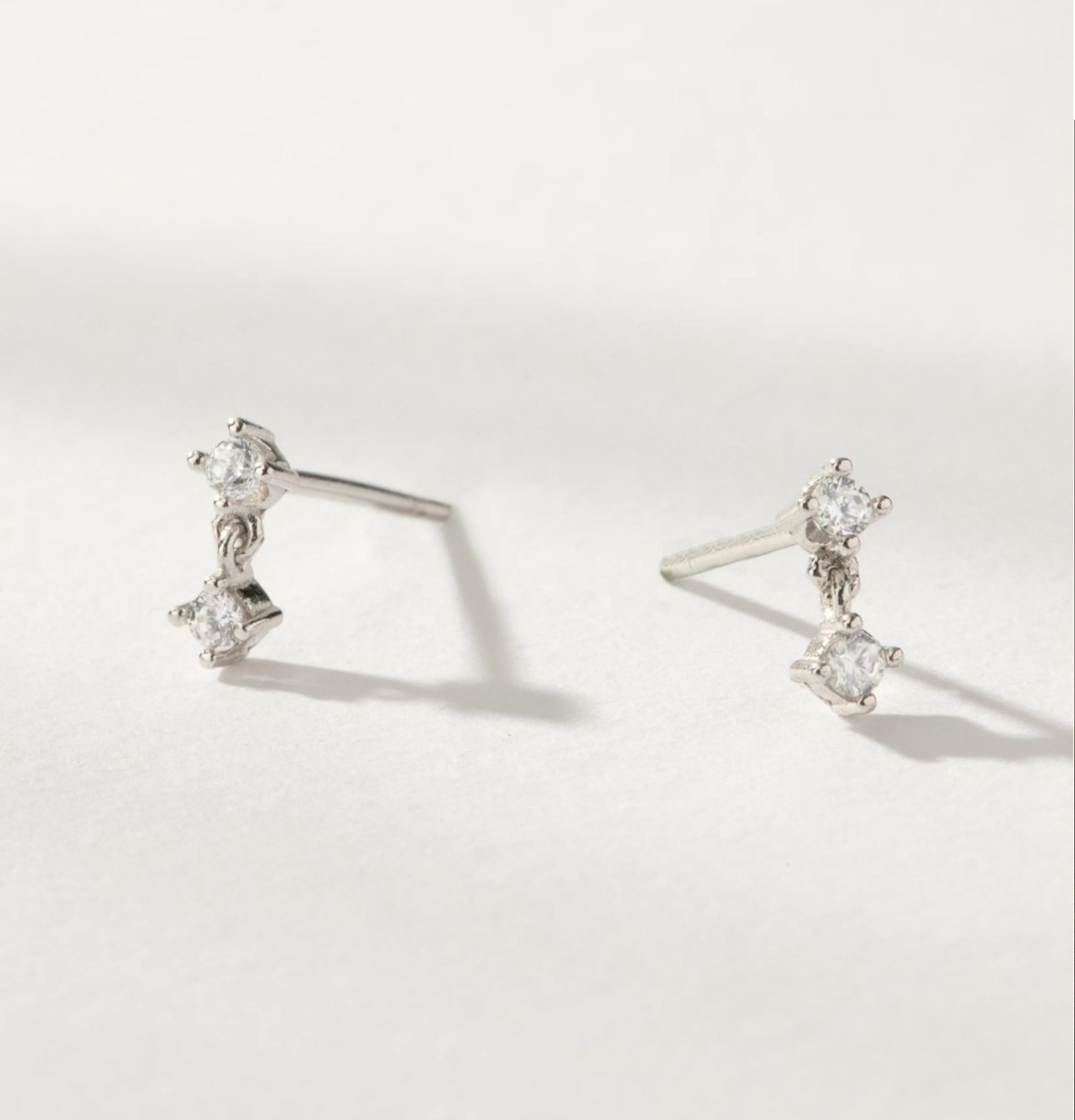 ピアス STONEHENgE Love Knot silver cubic drop earrings Love Knot Drop Earrings, Sterling Silver|EB901063 – John Hardy