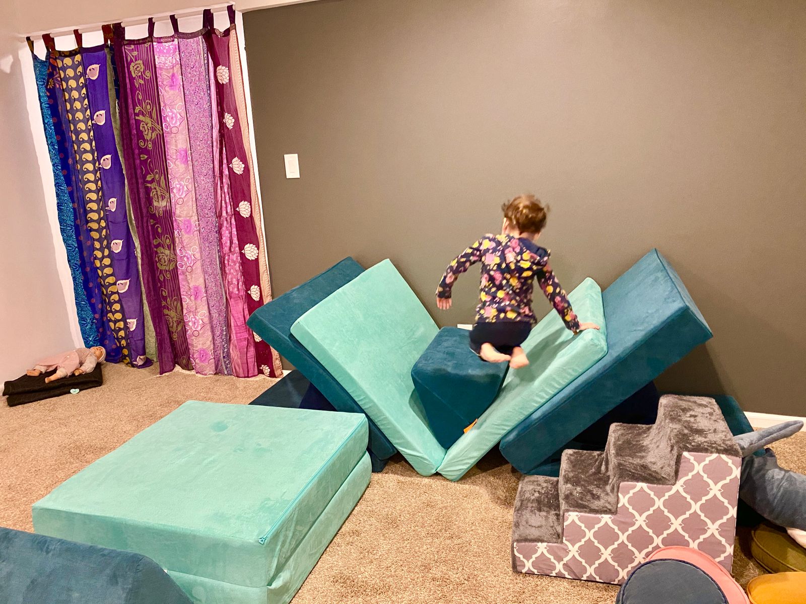 The Nugget The original play couch Free U.S. Shipping