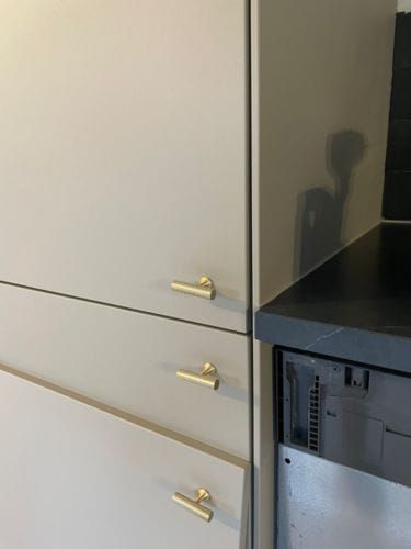 Review by Anne Hoekema