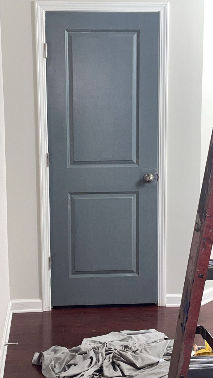 Irony Dark Gray Paint Color Clare