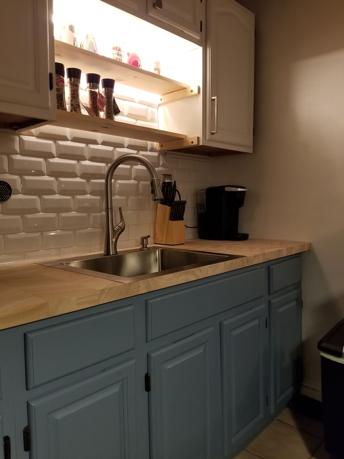 Good Jeans Medium Blue Paint Color Clare