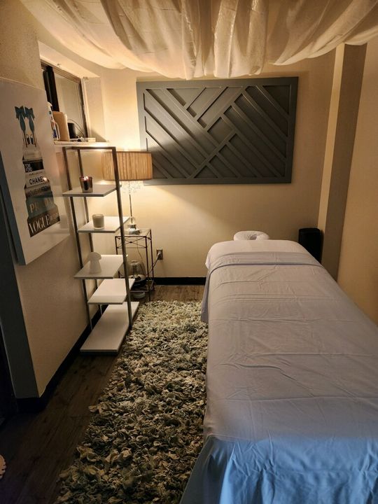 Irony Dark Gray Paint Color Clare