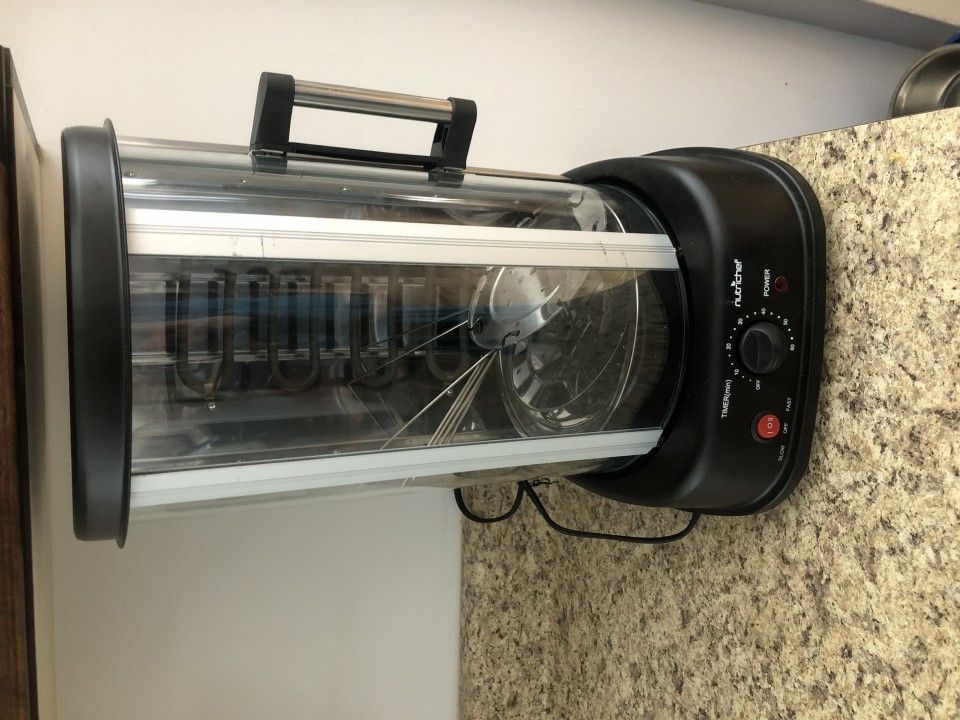 Vertical Rotisserie Oven - Rotating Kebob Cooker — NutriChef