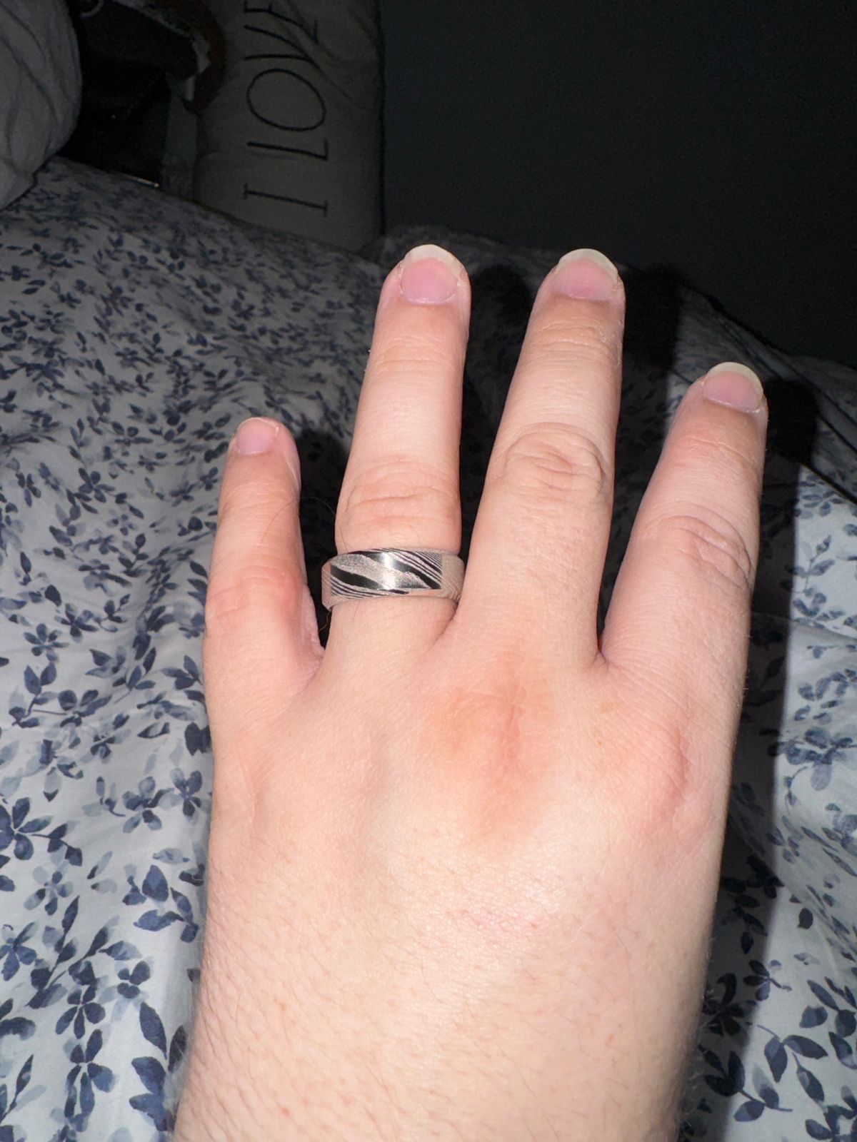 gunmetal-men-s-tungsten-wedding-band-the-ridge