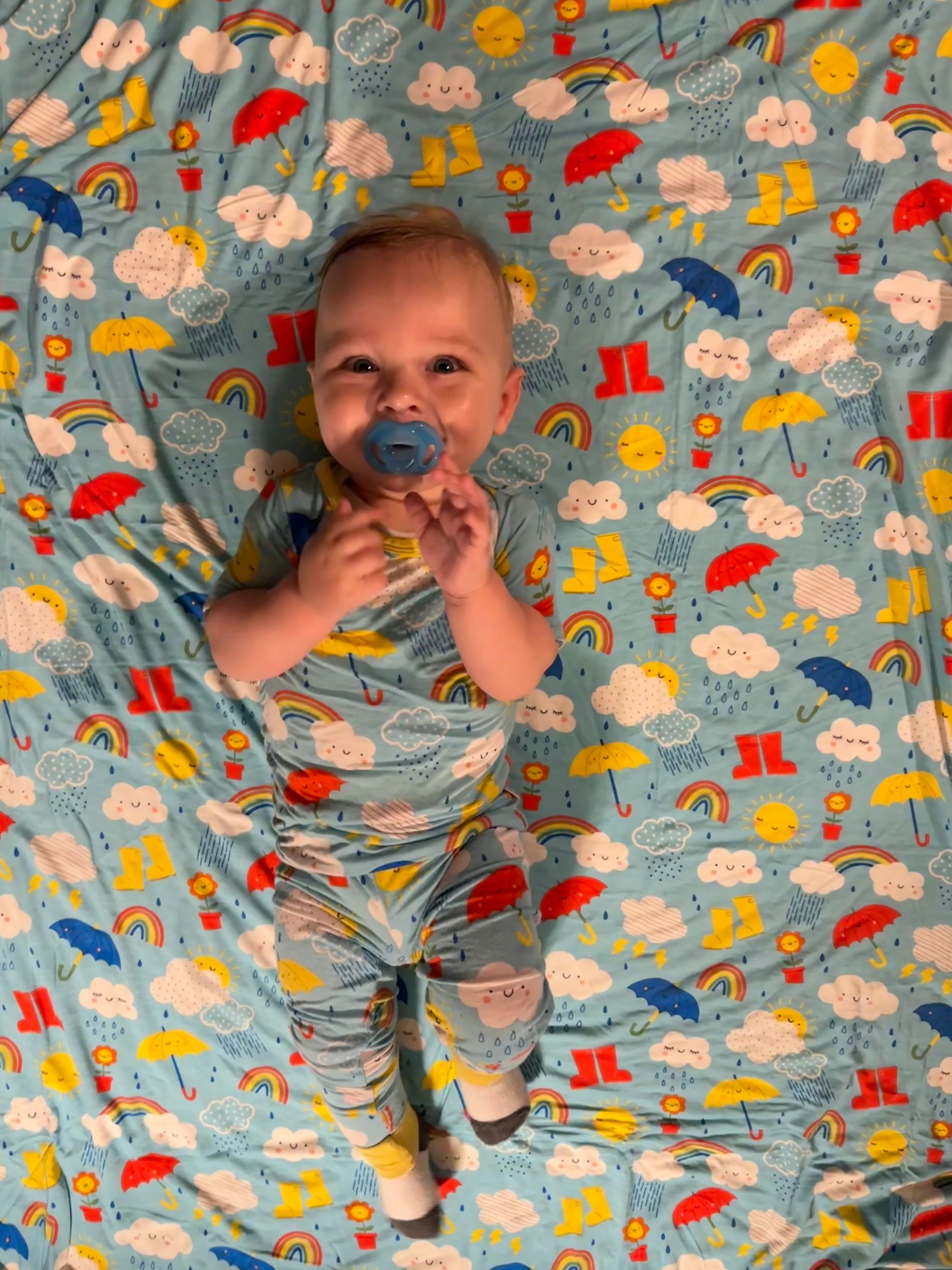 Sun Showers Triple-Layer Bamboo Viscose Large Cloud Blanket - Little  Sleepies
