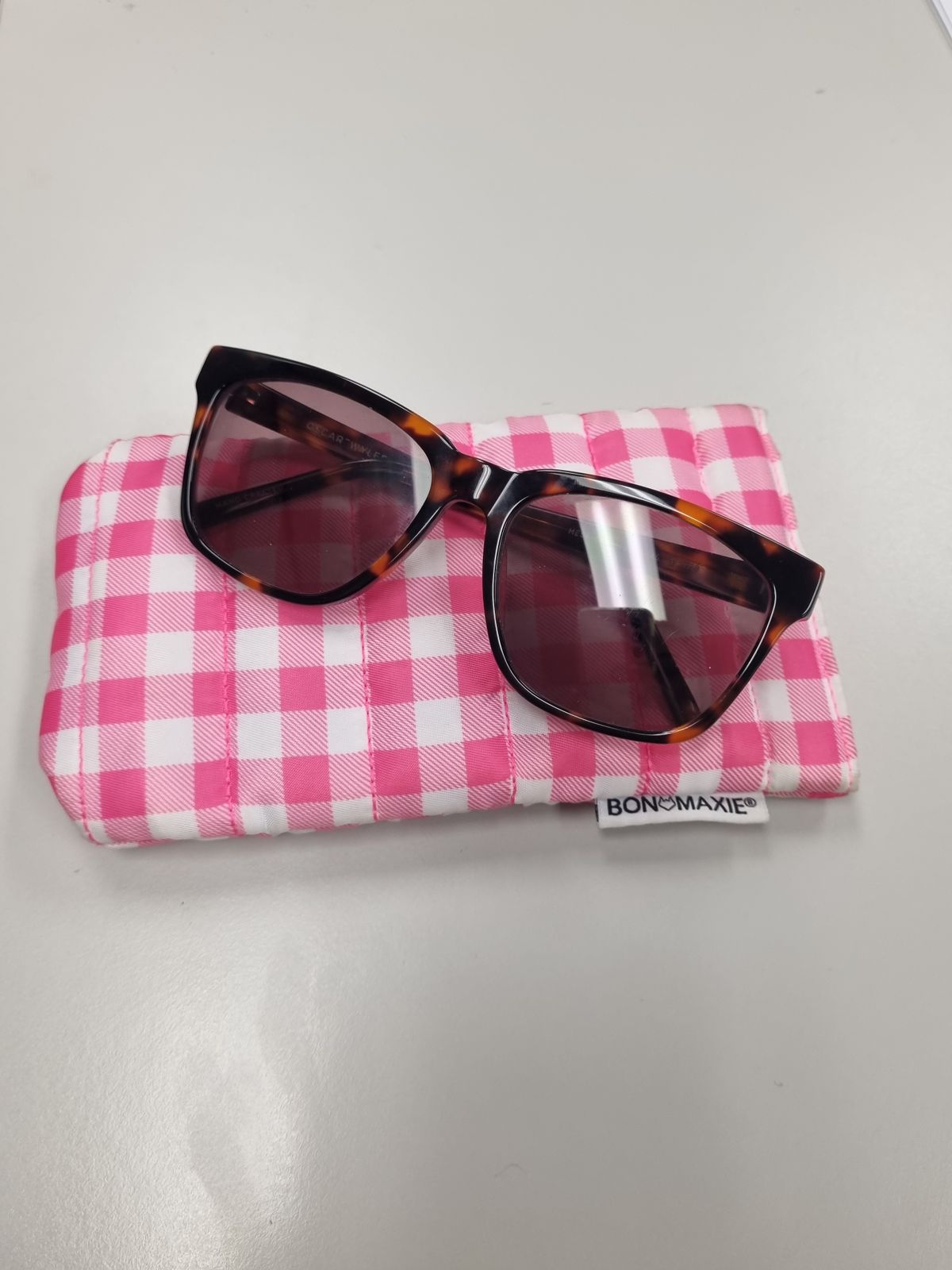 EasySqueezy Glasses Case Neon Pink Buy & Shop Womens Soft Glasses