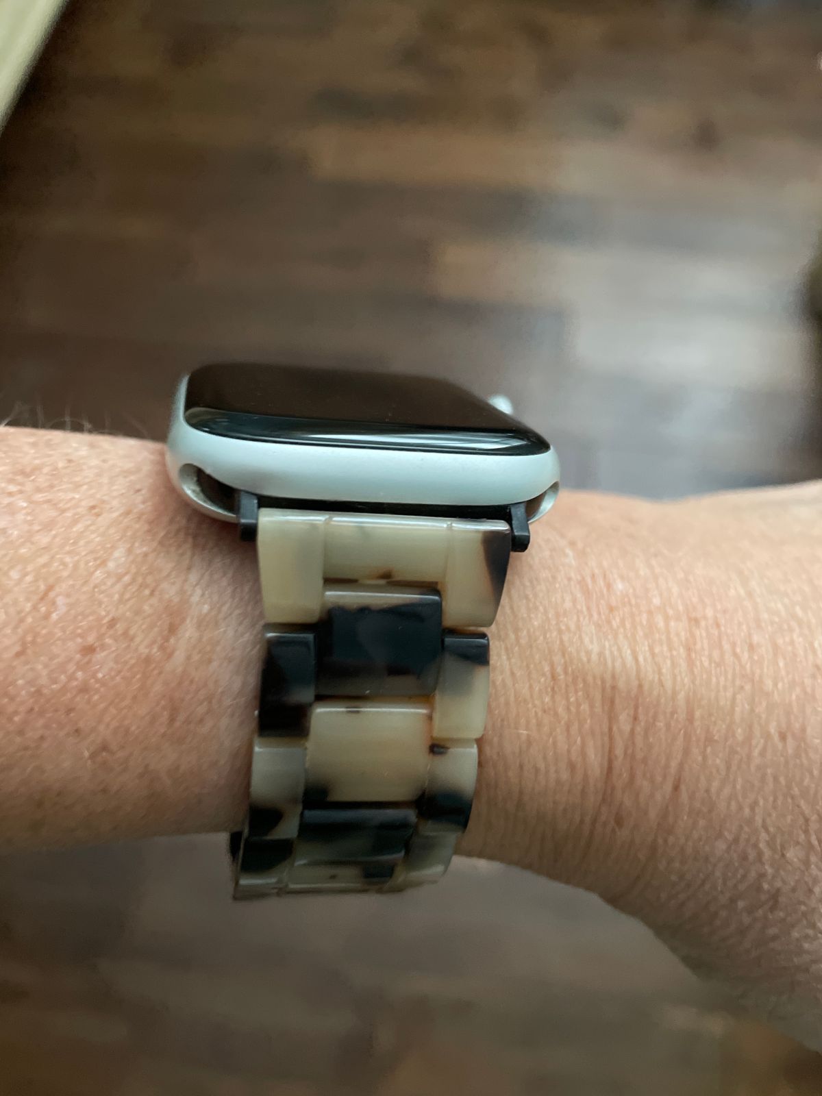 Apple Watch Band in Classic Tortoise Machete Jewelry