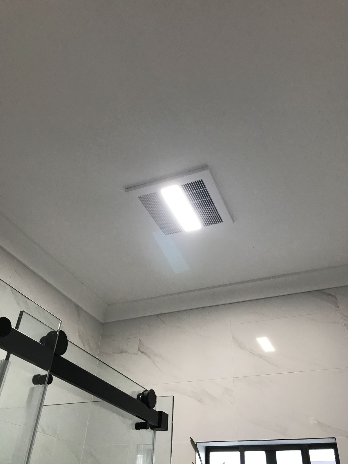 240m³/hr Solace 4-in-1 Bathroom Mate in White or Black - The Lighting ...