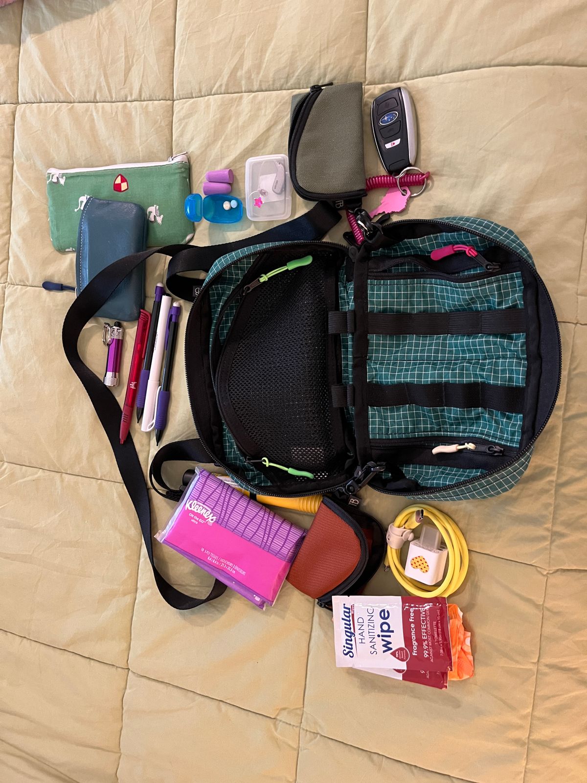 TOM BIHN Size 2 Handy Little Thing (HLT), Tech Organizer, 2.1L