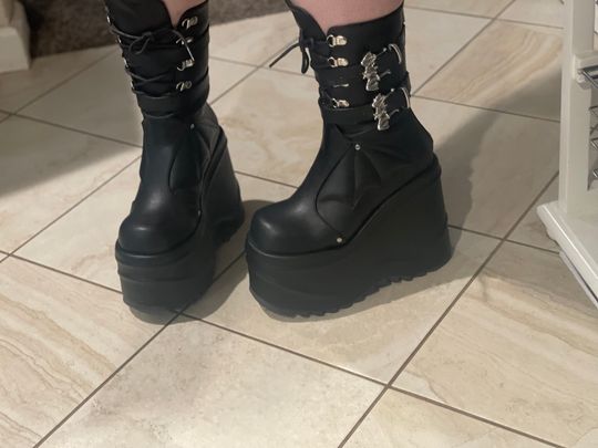 【関税&送料込】Evaluna Boots Black DEMONIA