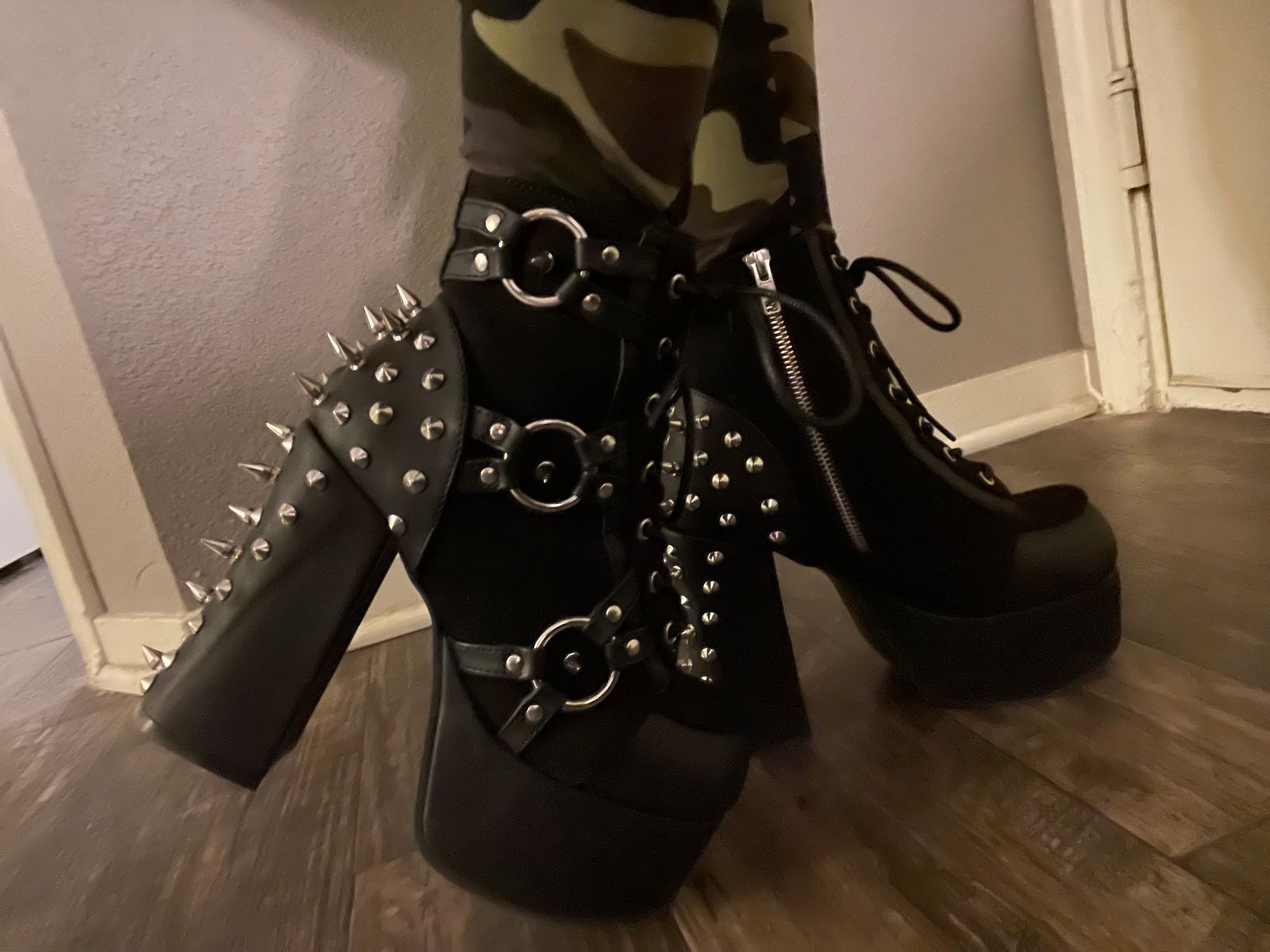 STAUD ムンロコテホスハック 079166 BLK B023002-BLACK_01_1024x1024.jpg