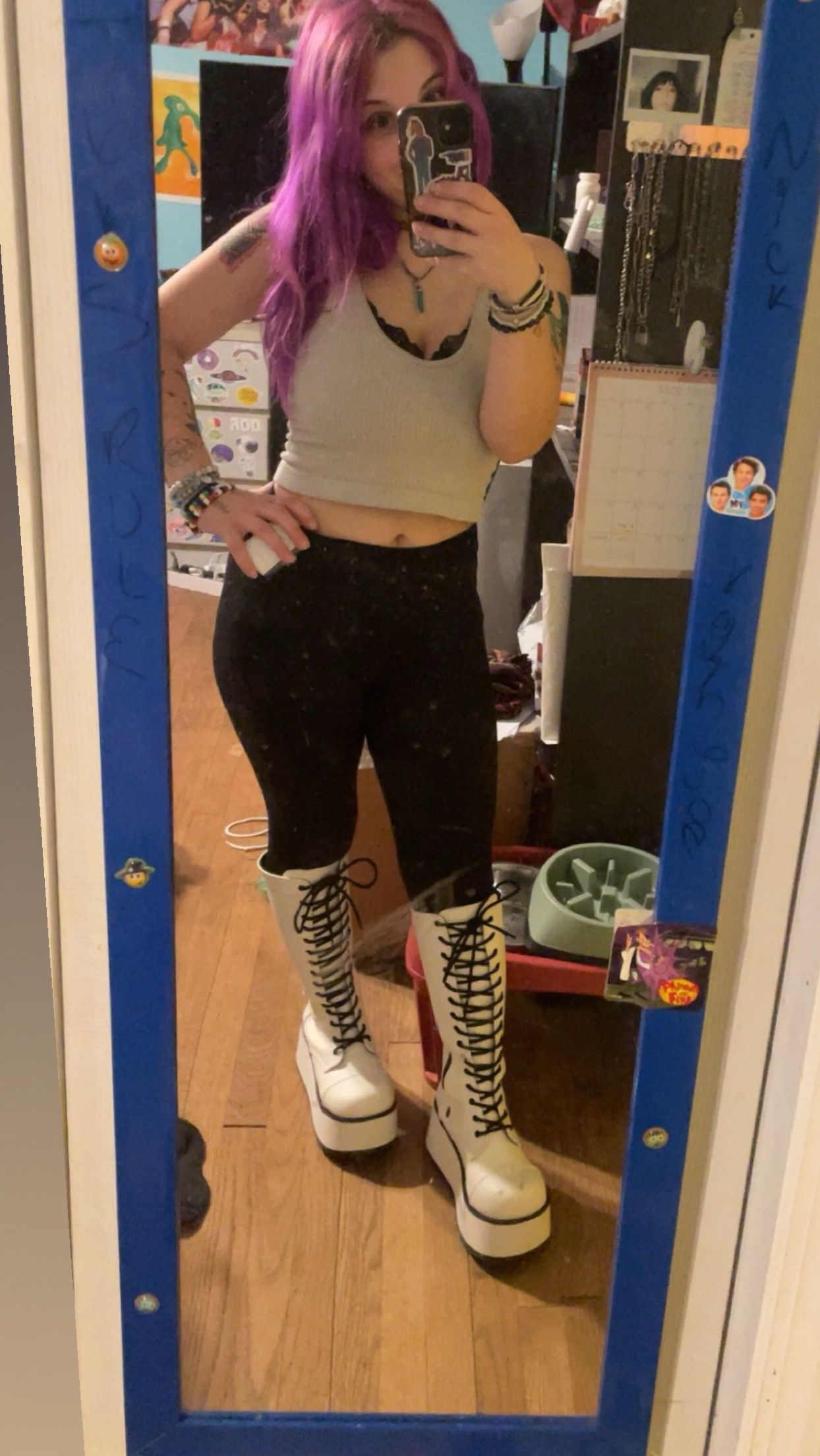 DEMONIA 