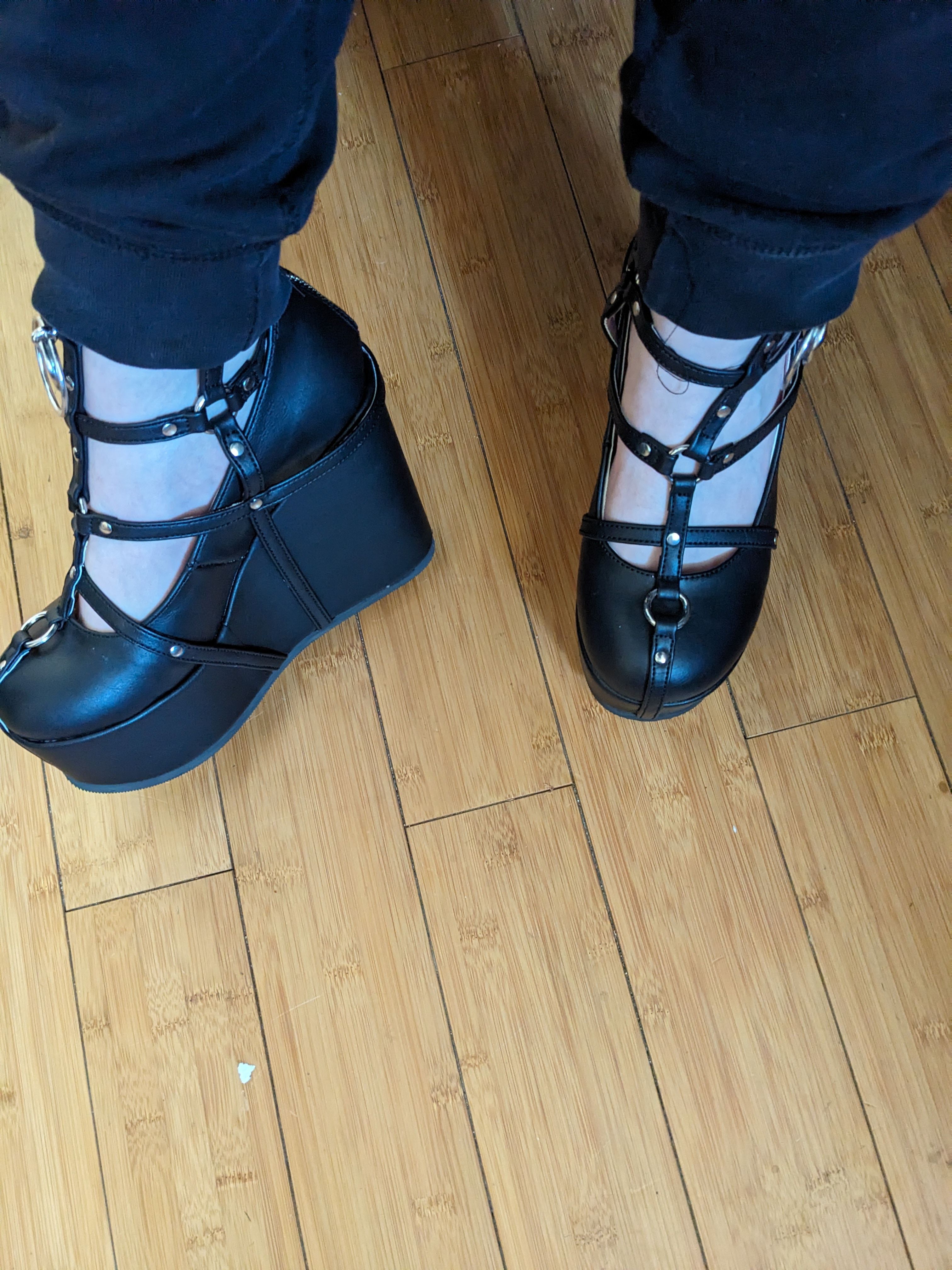 靴 Demonia Demonia Wrath-55 Ankle Boots | Buy Now at Shoefreaks.ca