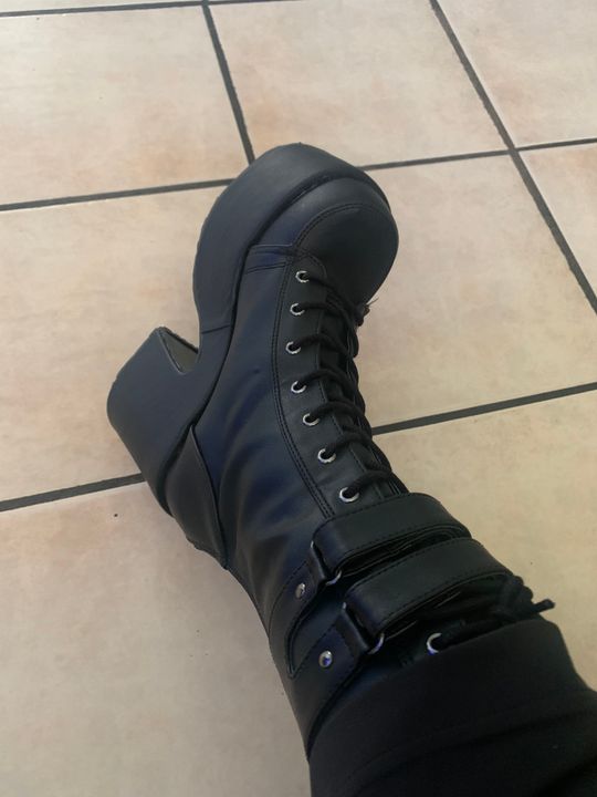 Demonia CAMEL-250