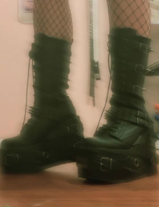 DEMONIA \