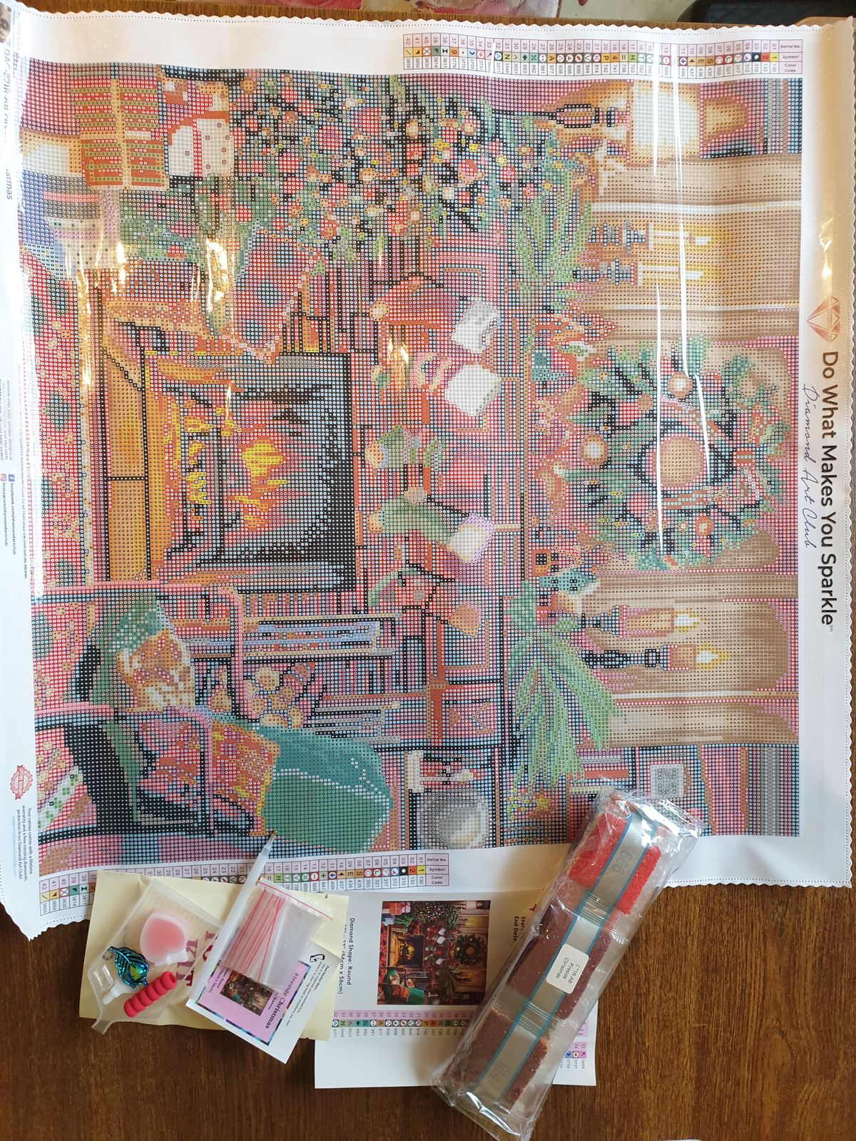 Fireside Christmas Diamond Painting Diamond Art Club™