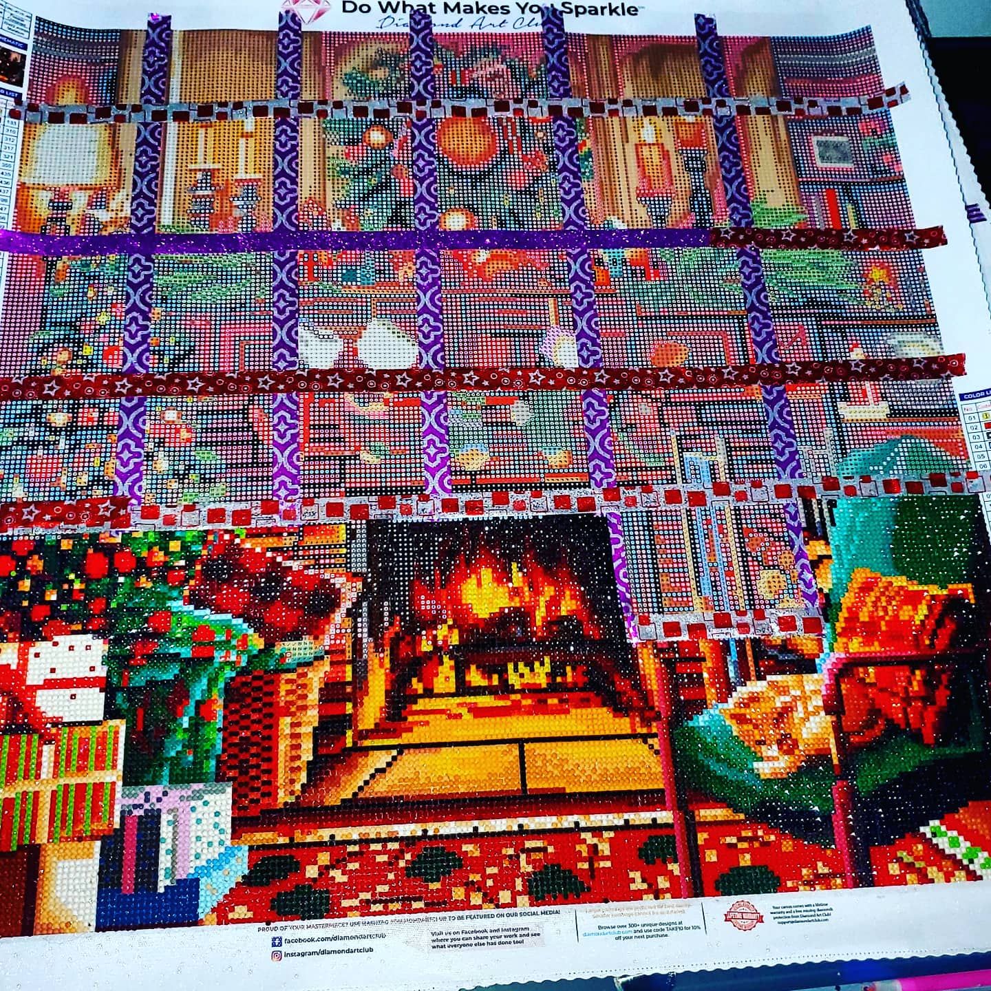 Fireside Christmas Diamond Painting Diamond Art Club™