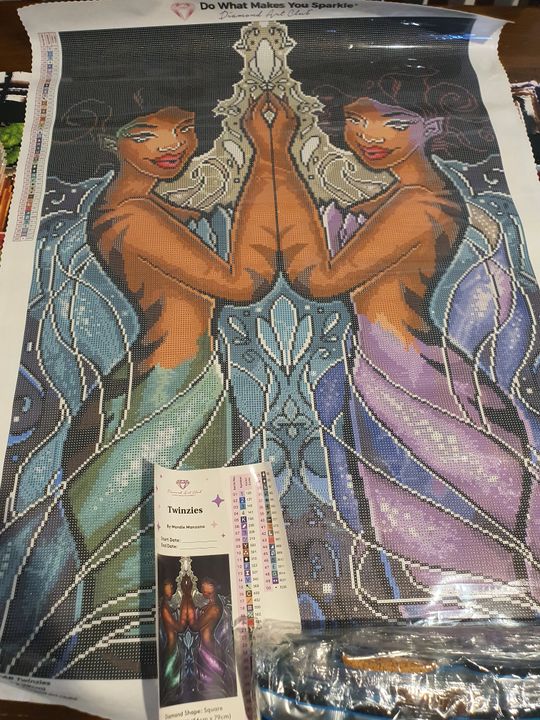 Twinzies – Diamond Art Club