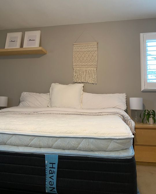 14" LUX2400 Hybrid Springwall Chiropractic Haven CANADA