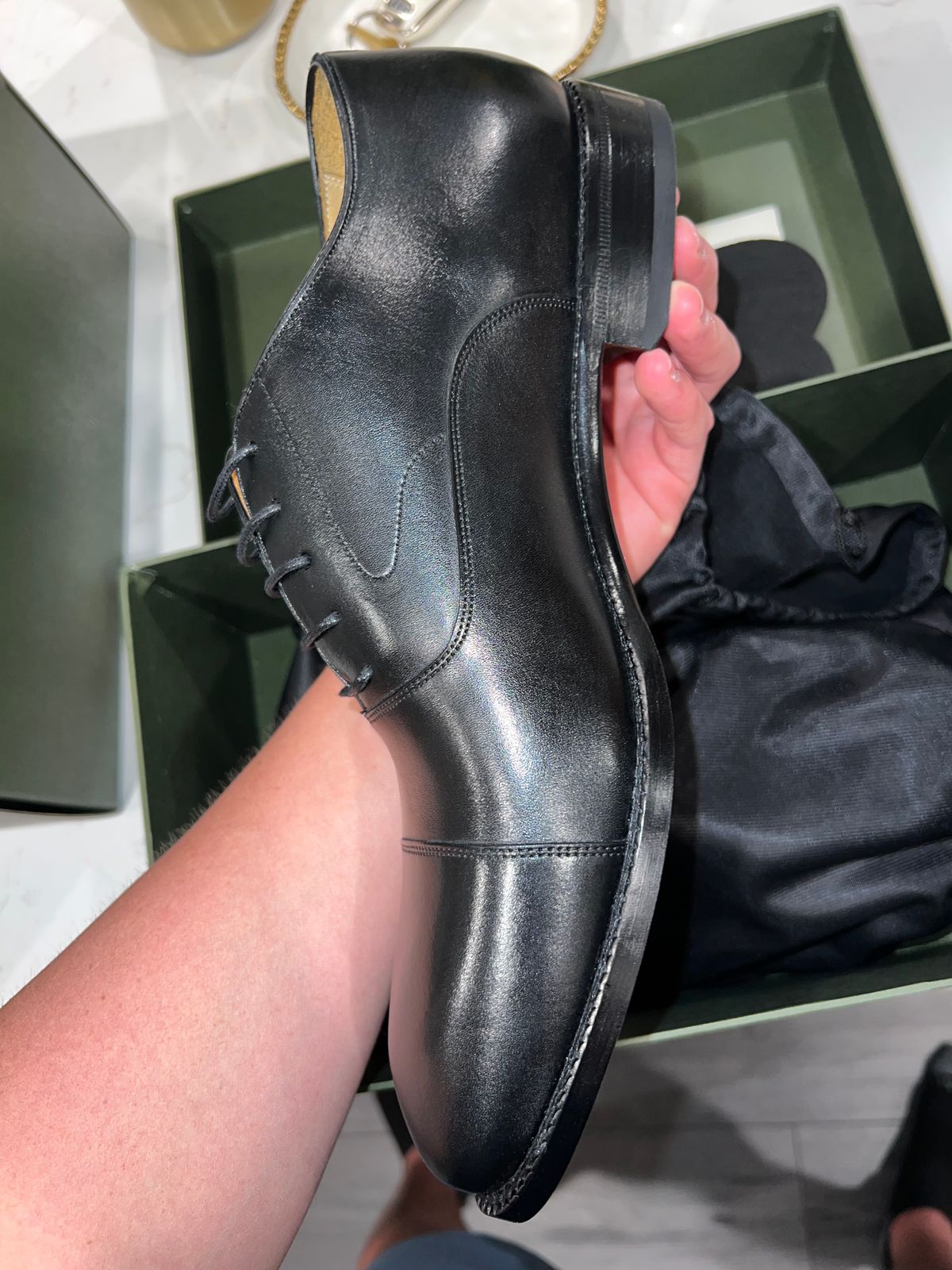 color_black_4_dean_oxford_400x