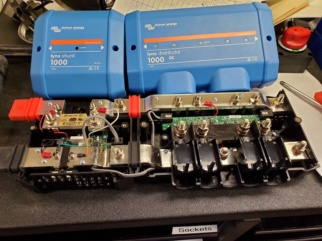 VICTRON エレクトーン Amazon.com : Victron Energy Lynx Shunt IP22 VE.Can 1000 amp