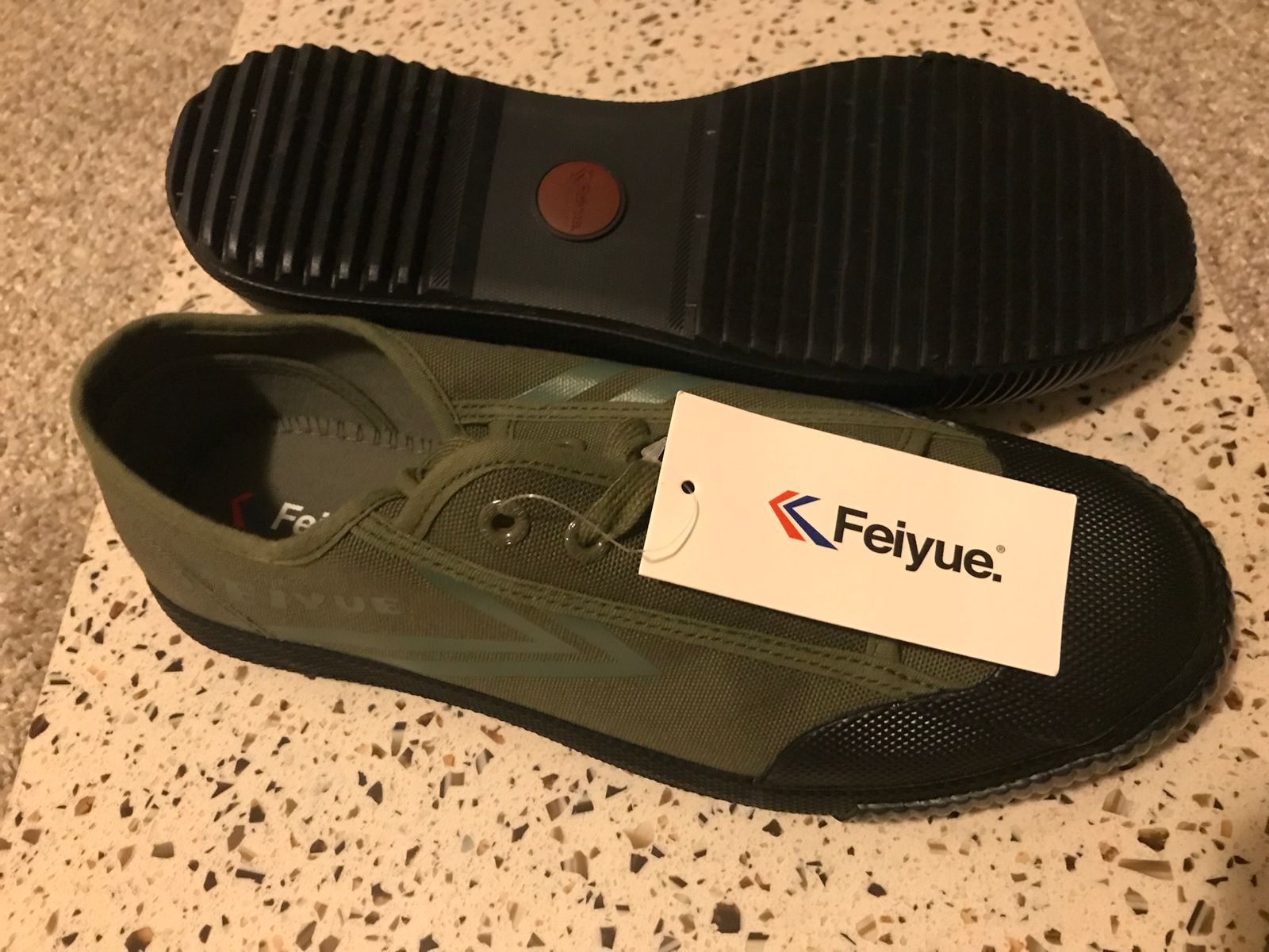 feiyue fe lo 1920 classic white trainers