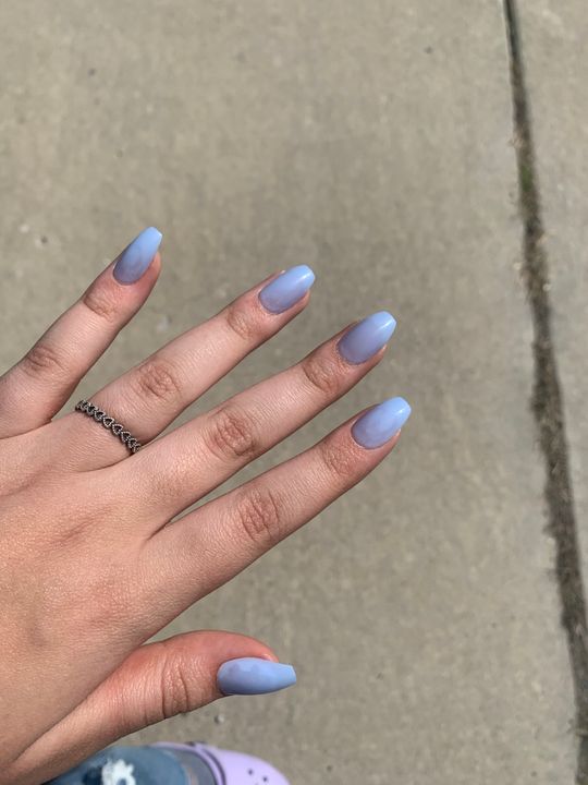 Vanilla Clouds Coffin Static Nails