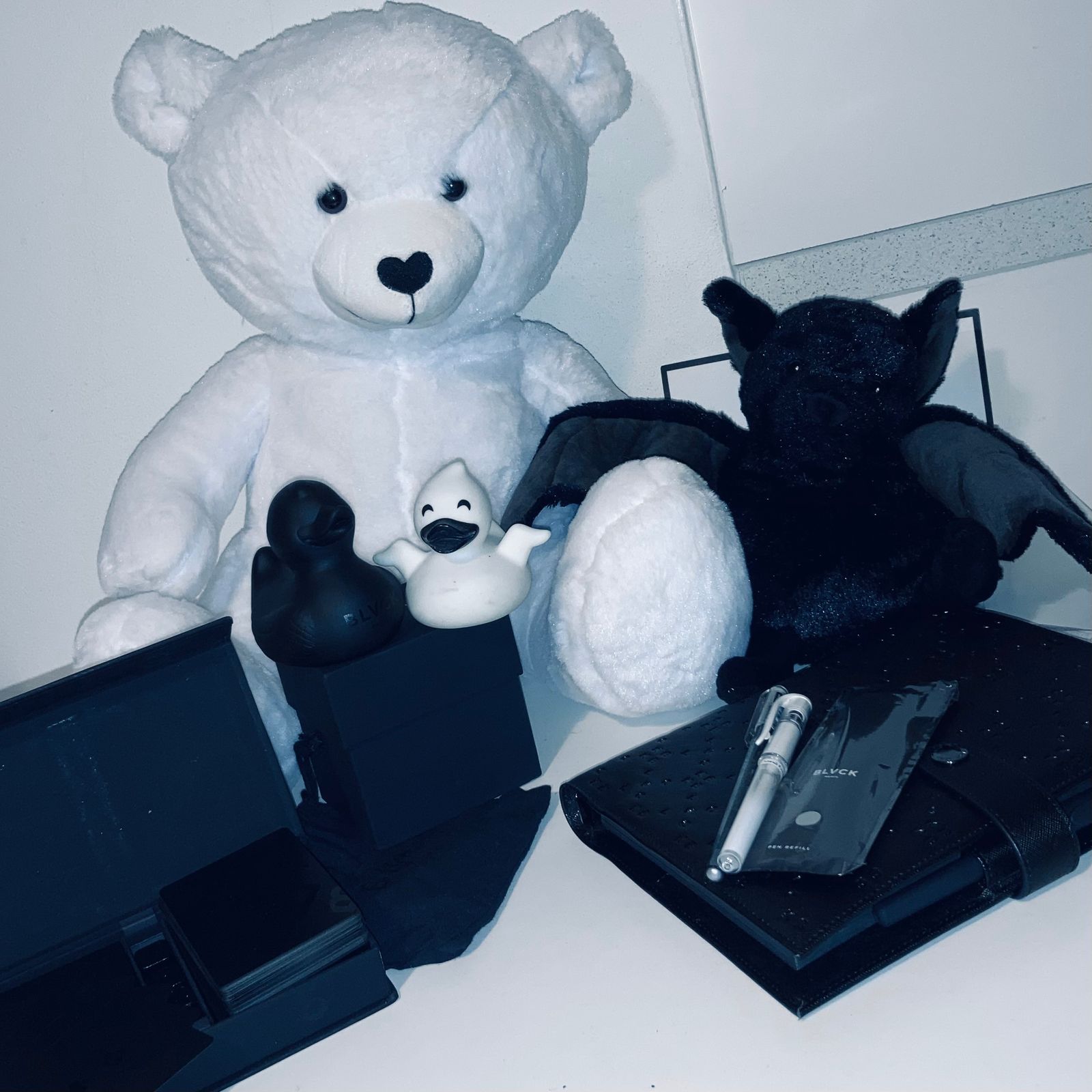 人気ブランド♪ ★ BLVCK PARIS ★ BLVCK TEDDY BEAR Blvck Paris Teddy Bear | eBay