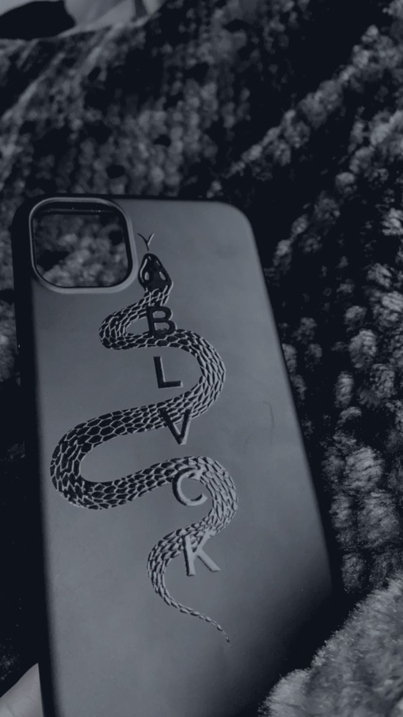 【BLVCK PARIS】BLVCK Ace of Spade 携帯Case - Black BLVCK PARIS】BLVCK Ace of Spade 携帯Case - Black (BLVCK