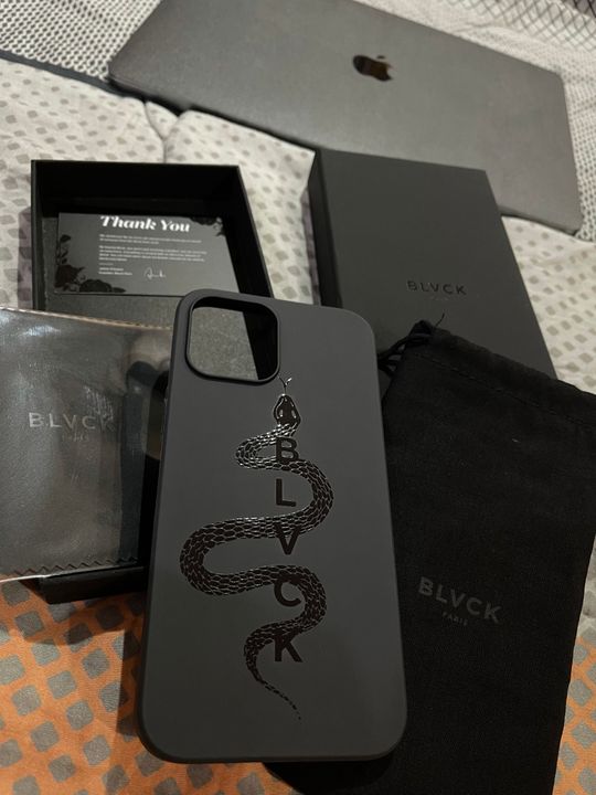 【BLVCK PARIS】BLVCK Floral Snake 携帯Case BLVCK PARIS】BLVCK Floral Snake 携帯Case (BLVCK PARIS/iPhone
